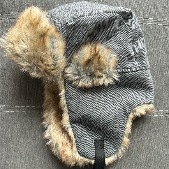 Old Navy Accessories - 5 items for $20- Gray Herringbone Trapper Hat with Faux Fur